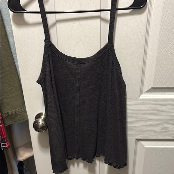 American Eagle flowy tank - Picture 4 of 5